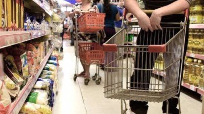 Ferreres calcula 4% de inflación en abril, buscan una salida para los deudores UVA y en el segundo bimestre cerraron más comercios