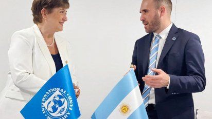 Parte del peronismo le suelta la mano a Guzmán con el FMI