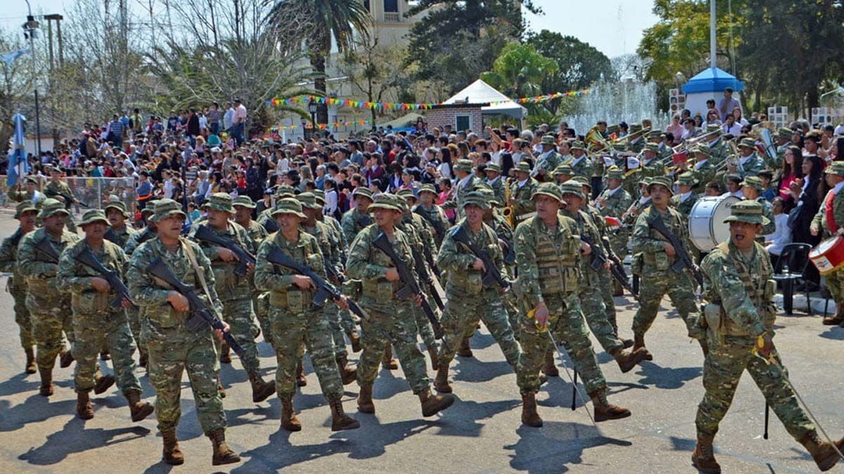 Advina adivinador: ¿Cuántos de estos uniformados ya pidieron irse de baja? Advina adivinador: ¿Cuántos de estos uniformados ya pidieron irse de baja?
