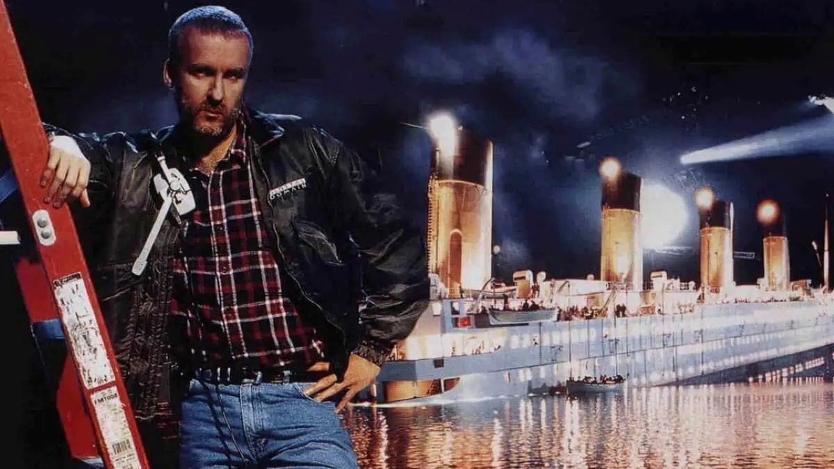 Momentos improvisados, una primera impresión incómoda y hasta un envenenamiento masivo. Al rodaje de Titanic, dirigida por James Cameron, le pasó de todo.