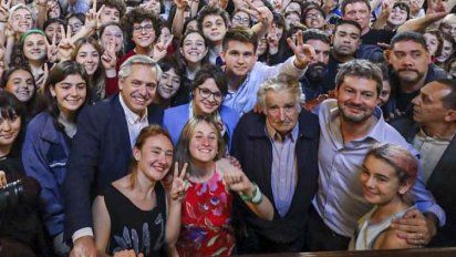 Alberto F. ante estudiantes: Usó lenguaje inclusivo y prometió un 