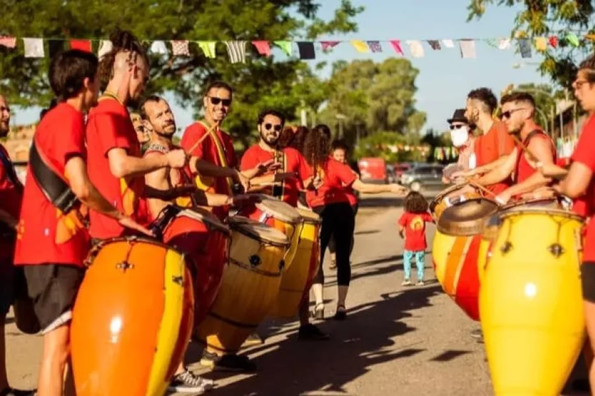 Movimiento y ruido en la ciudad. Movimiento y ruido en la ciudad. 