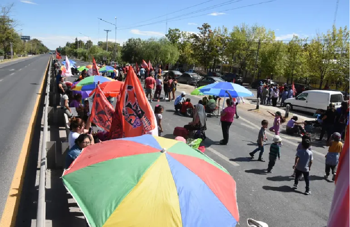 Hoy (21/03) habrá protestas y rutas cortadas en todo Neuquén.
