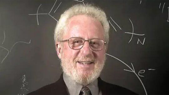 Elfísico estadounidense, Alan Heeger, se hizo famoso por transformar laelectrónica global y revolucionó la tecnología moderna.