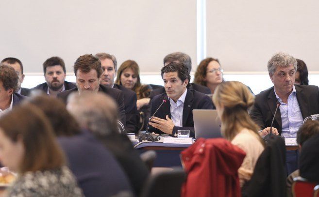 El presidente de la Comisión de Presupuesto y Hacienda de Diputados, Luciano Laspina.