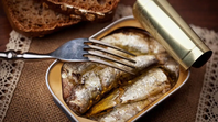 El envejecimiento saludable tiene en las sardinas un incondicional aliado, a condición de hacerles un lugar destacado en la mesa cotidiana.