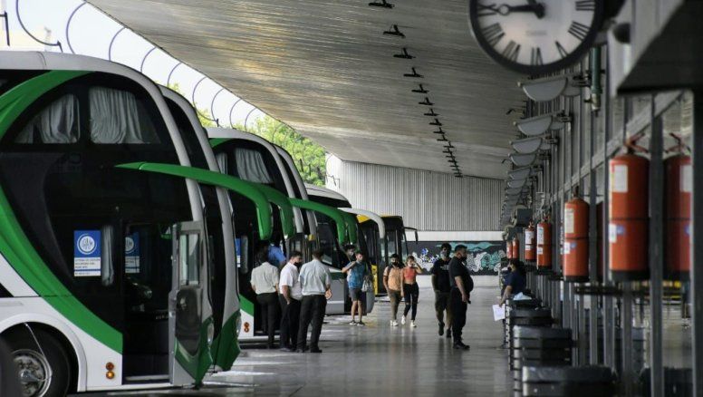Al ritmo de la crisis: El transporte interurbano entra en fase de emergencia