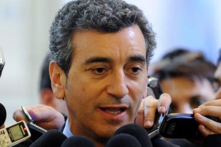 Florencio Randazzo, cuestionado por el estado de los ferrocarriles contraatacó contra el sciolismo.