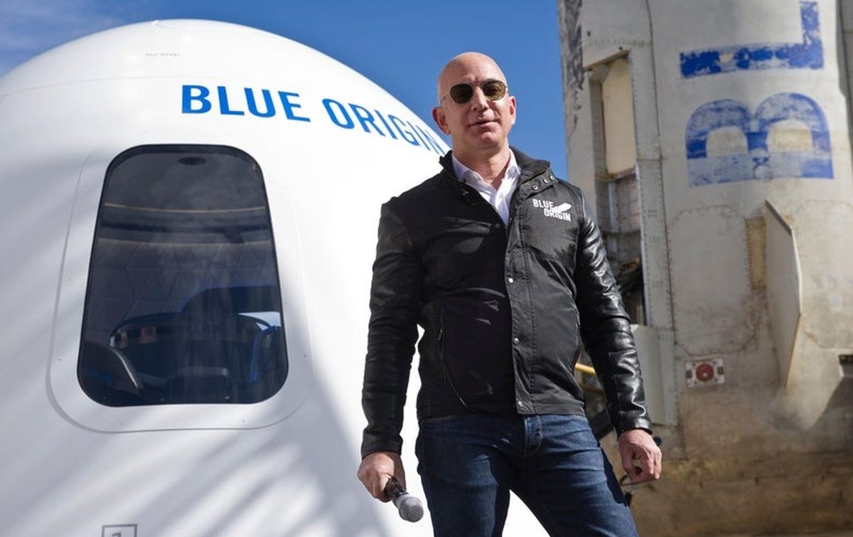 Jeff Bezos llevará a un adolescente al espacio