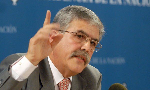 De Vido embistió contra la protesta de Camioneros.