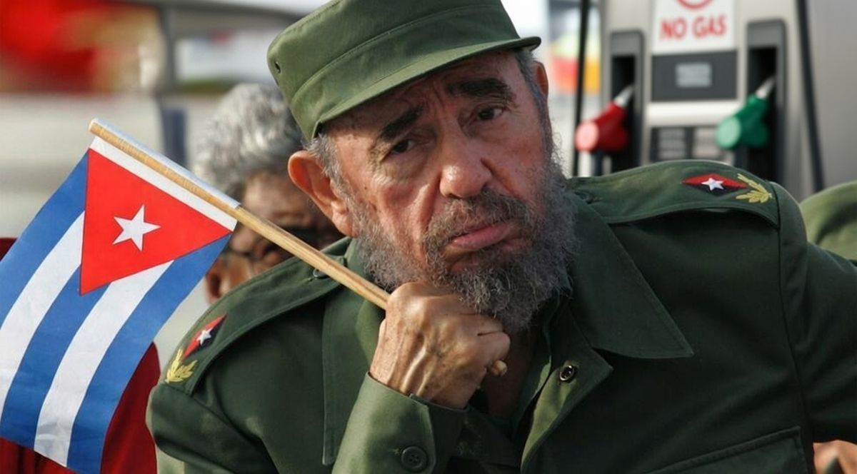 Fidel Castro Ruz: La isla se queda sin gasolina.