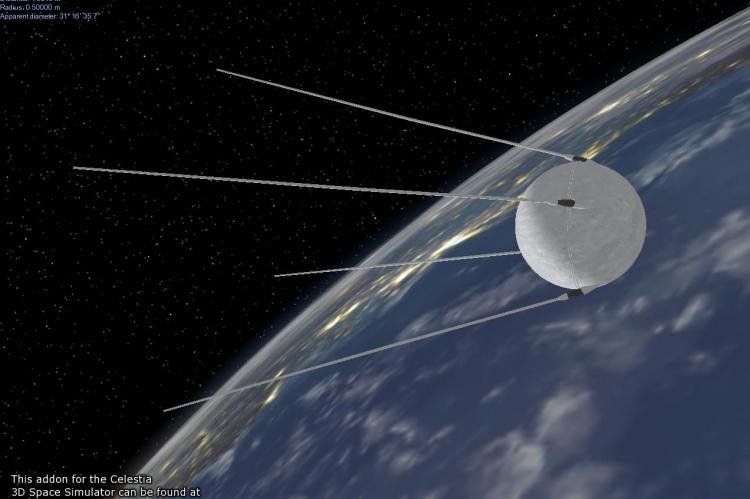 El Sputnik 1 tenía una masa  de 83 kg, contaba con 2 transmisores de radio (20,007 y 40,002 MHz) y orbitó la Tierra a una distancia de entre 938 km en su apogeo y 214 km, en su perigeo.