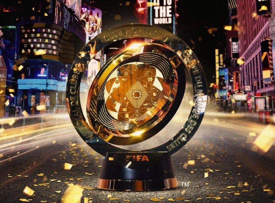 El trofeo que se entregará al campeón del Mundial de Clubes.