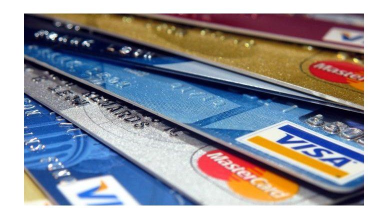 HRL elimina el impuesto a las tarjetas de crédito en CABA