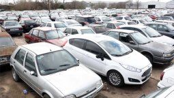 Rosario: La Justicia investiga la venta ilegal de autos desde el corralón municipal.