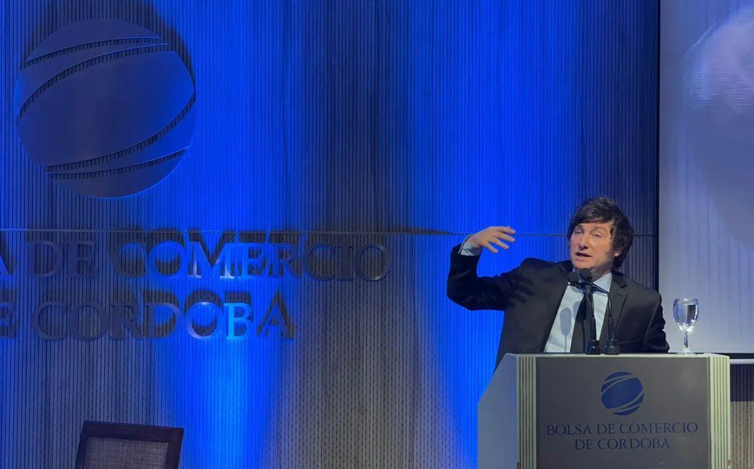 Antes, pasó por La bolsa de Comercio.