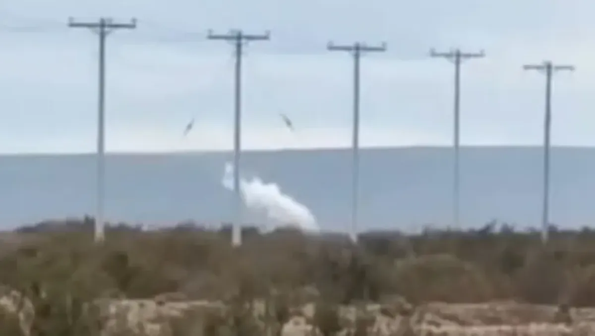 Foto de la pérdida de gas en Rincón del Mangrullo, Neuquén. (Medio La Voz del Neuquén) Foto de la pérdida de gas en Rincón del Mangrullo, Neuquén. (Medio La Voz del Neuquén)