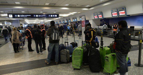 Hasta ahora solo fue suspendido un vuelo a Bariloche, que salió un día después...