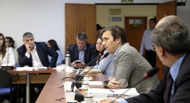 Eduardo Cáceres, miembro de la comisión de minería