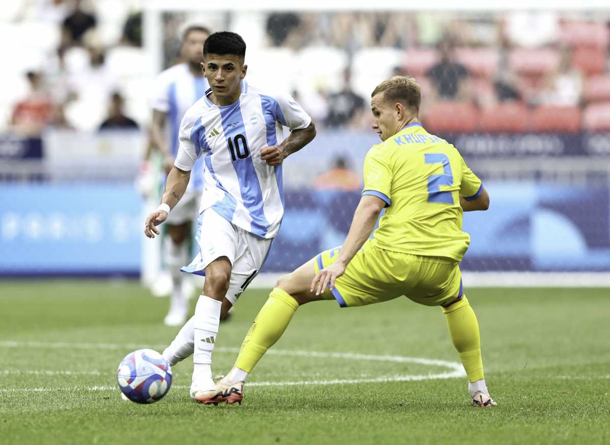 Thiago Almada, el 10 de la Selecci&oacute;n Argentina en Par&iacute;s 2024