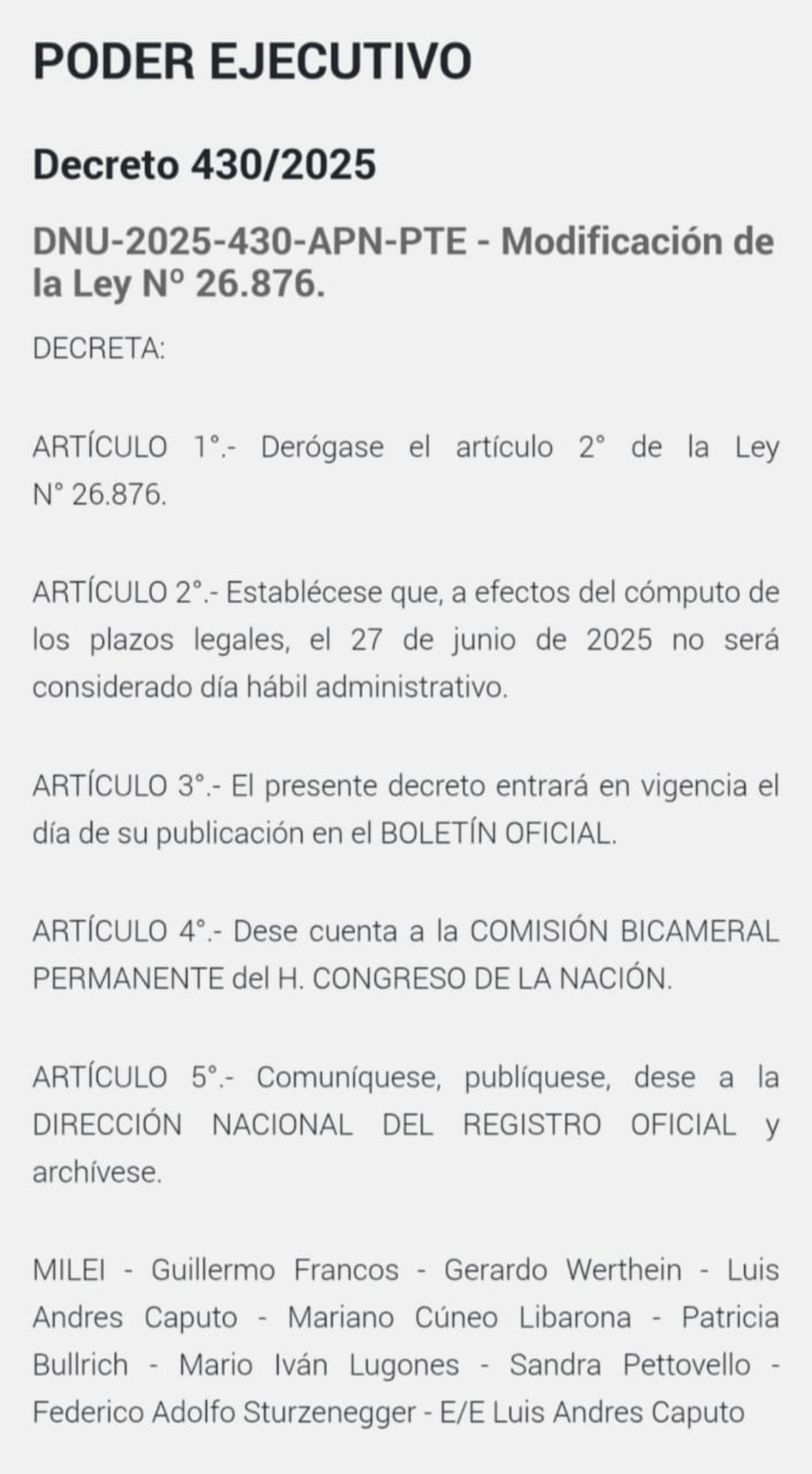 El DNU del Gobierno que eliminó el Día del Trabajador del Estado y generó el rechazo de ATE. El DNU del Gobierno que eliminó el Día del Trabajador del Estado y generó el rechazo de ATE.