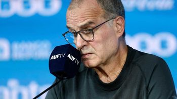 Marcelo Bielsa, DT de Uruguay Marcelo Bielsa, DT de Uruguay