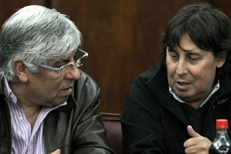 Hugo Moyano junto a Pablo Micheli