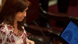 altText(CFK llama a doble sesión esta semana en el Senado para tratar temas claves del oficialismo)}