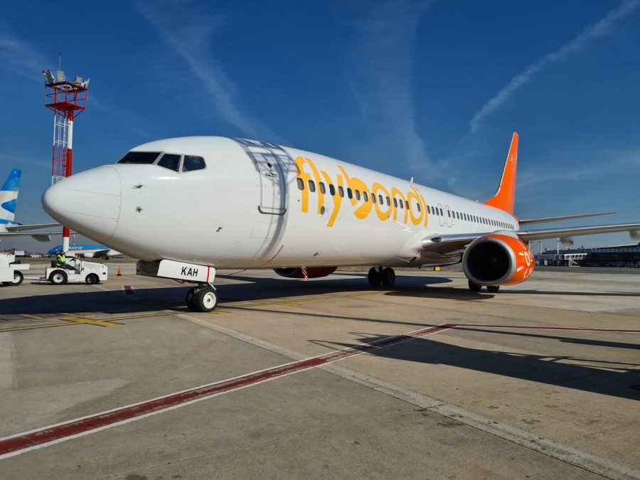 Flybondi busca conductores. 