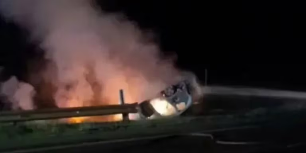 Los 3 fallecidos por el accidente en la ruta nacional 7 de Santa Fe, eran oriundos de la provincia de San Juan. Los 3 fallecidos por el accidente en la ruta nacional 7 de Santa Fe, eran oriundos de la provincia de San Juan.