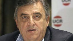 altText(Polémica con Alfonsín: Negri le recordó a Alberto F que Néstor negó el juicio a las juntas)}