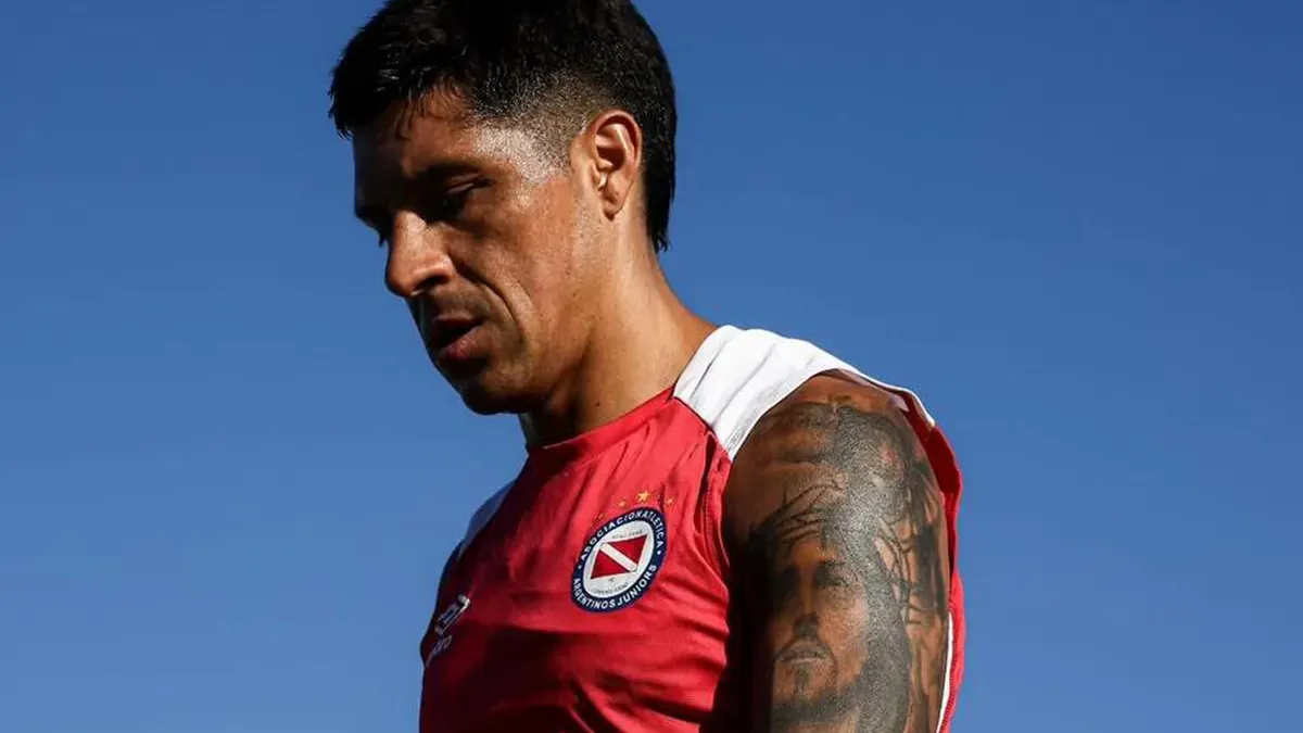 Carlos Pérez, padre de Enzo Pérez, fue detenido por presunto abuso sexual. FOTO: INSTAGRAM ENZO PÉREZ. Carlos Pérez, padre de Enzo Pérez, fue detenido por presunto abuso sexual. FOTO: INSTAGRAM ENZO PÉREZ.