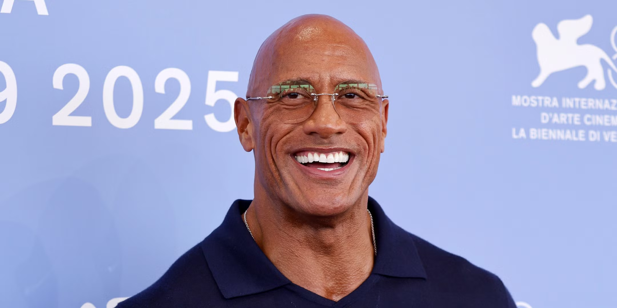 El filme, dirigido por Benny Safdie, obliga a Johnson a dejar atrás su físico y carisma habituales. Este rol podría marcar un nuevo capítulo en su carrera, con reconocimiento de la crítica y hasta de un Oscar. El filme, dirigido por Benny Safdie, obliga a Johnson a dejar atrás su físico y carisma habituales. Este rol podría marcar un nuevo capítulo en su carrera, con reconocimiento de la crítica y hasta de un Oscar.