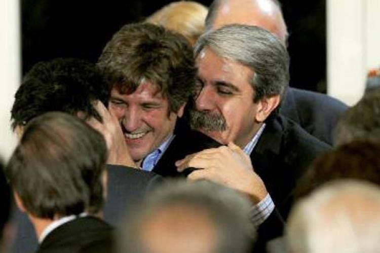 Aníbal ríe con Boudou...
