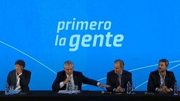 Alberto Fernández, presidente de la Nación. Alberto Fernández, presidente de la Nación.