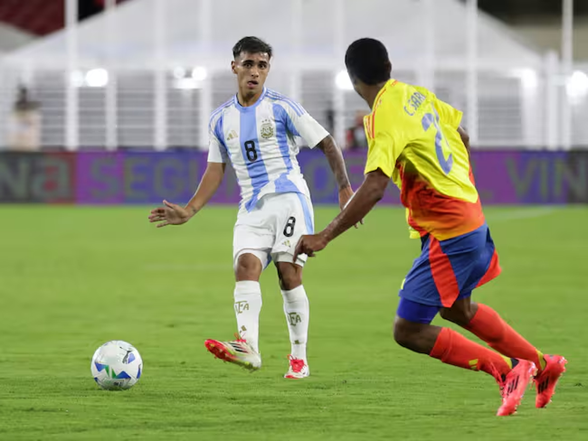 Argentina derrotó 1 a 0 a Colombia y se clasificó al Mundial. Argentina derrotó 1 a 0 a Colombia y se clasificó al Mundial.