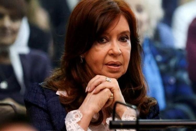 Cristina, sin órdenes de detención.