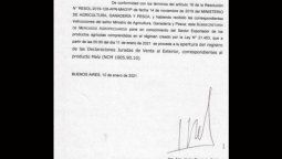 altText(En el inicio del agroparo, Alberto F reabrió a medias la exportación de maíz)}