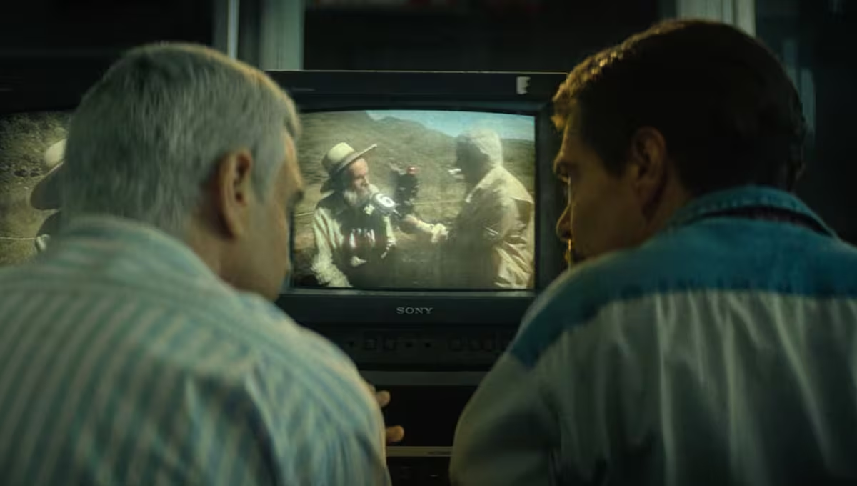 Inspirada en la fascinante historia de José de Zer, el intrépido periodista responsable de la creación del fenómeno alienígena. Inspirada en la fascinante historia de José de Zer, el intrépido periodista responsable de la creación del fenómeno alienígena.