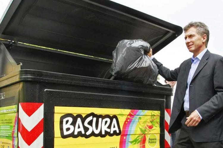 macri basura.jpg