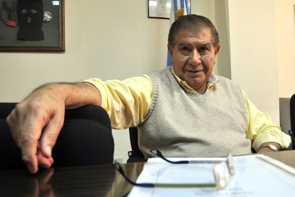 Guillermo Pereyra: Cuando vemos en los medios que el gobernador afirma que van a haber 12.000 nuevos puestos trabajo en la actividad petrolera, los que conocemos esta actividad sabemos que no es como una fábrica que abre e ingresan todos a trabajar. Es u