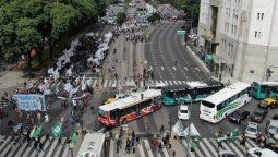 altText('Altísimo' o 'sin impacto': La pelea por el nivel de acatamiento)}