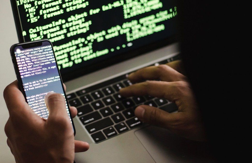 Estafa roba cuentas y luego exige dinero a contactos. Estafa roba cuentas y luego exige dinero a contactos.