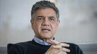 Jorge Macri acelera la privatización de espacios públicos y ahora apunta al Botánico y Plaza Armenia. Los vecinos se rebelan contra el avance sobre el verde. Jorge Macri acelera la privatización de espacios públicos y ahora apunta al Botánico y Plaza Armenia. Los vecinos se rebelan contra el avance sobre el verde.