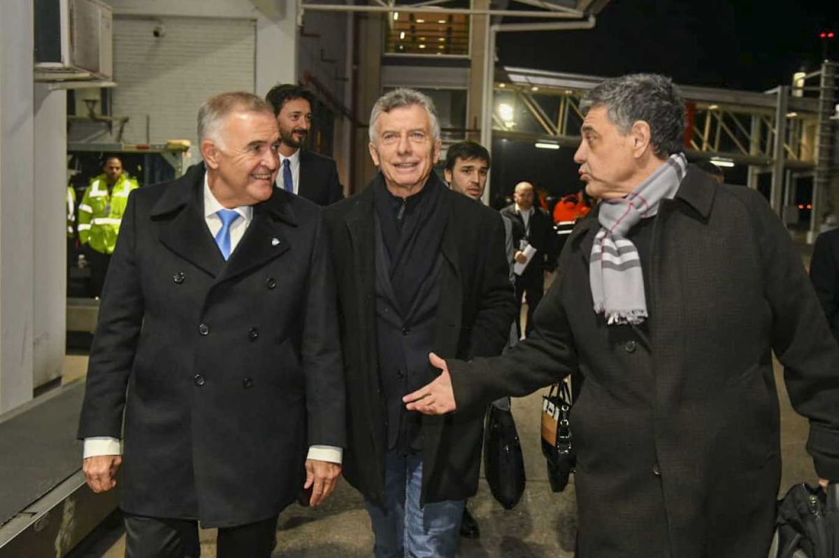 Osvaldo Jaldo y los Macri. Osvaldo Jaldo y los Macri.