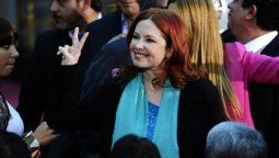 altText(La TV ya se adecua a los nuevos tiempos y hasta 'resucitó' a Andrea del Boca)}