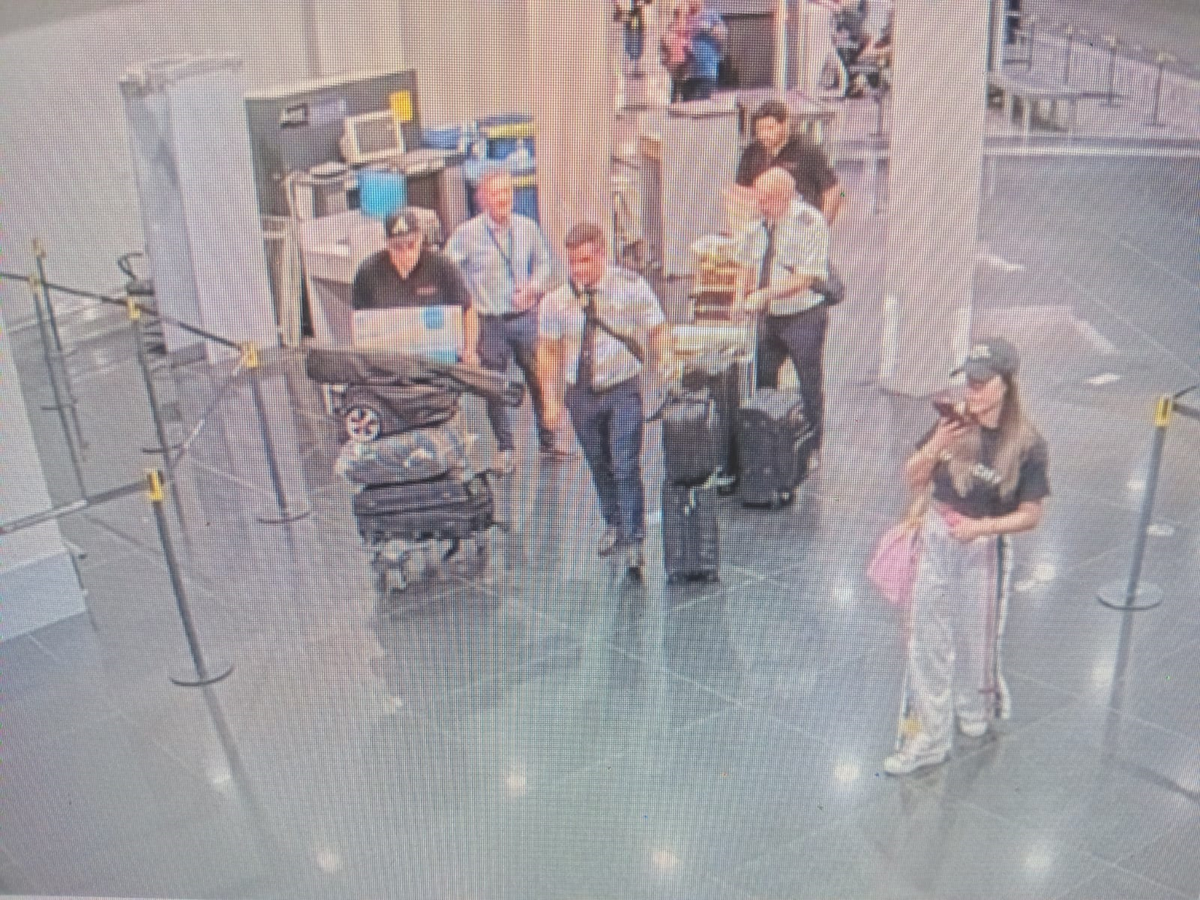 La pregunta que se hacen los fiscales: ¿Con quién habló Arrieta tras bajarse del avión?