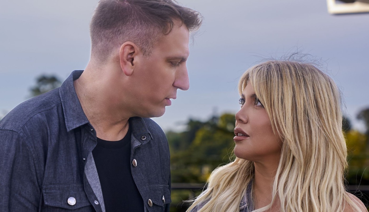 La serie vertical de Wanda Nara perdió fuerte audiencia en su segundo capítulo, marcando apenas 10.3 puntos. En Telefe preocupa la rápida caída tras un estreno inflado y sobrepromocionado. Foto: Telefe La serie vertical de Wanda Nara perdió fuerte audiencia en su segundo capítulo, marcando apenas 10.3 puntos. En Telefe preocupa la rápida caída tras un estreno inflado y sobrepromocionado. Foto: Telefe
