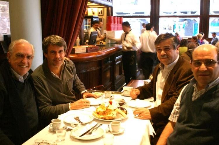 JUNTOS Ricardo Gil Lavedra, Alfonso Prat Gay, Héctor Tumini y Sergio Abrevaya.