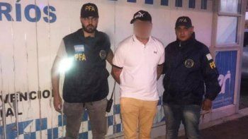 Hombre detenido tras secuestrar una menor en Paraguay y falsificar su identidad al ingresar al país Hombre detenido tras secuestrar una menor en Paraguay y falsificar su identidad al ingresar al país